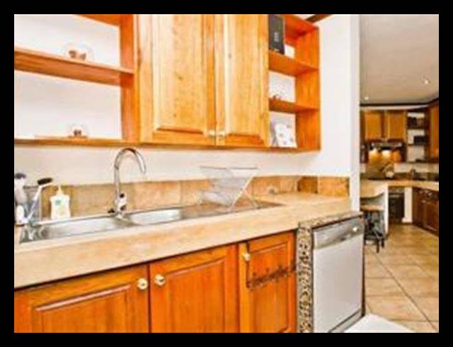 3 BEDROOM CLUSTER FOR SALE IN GLEN MARAIS